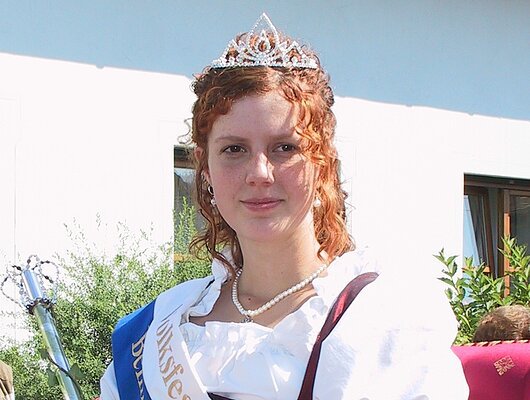 Volksfestkönigin 2005 Theresa Schermer