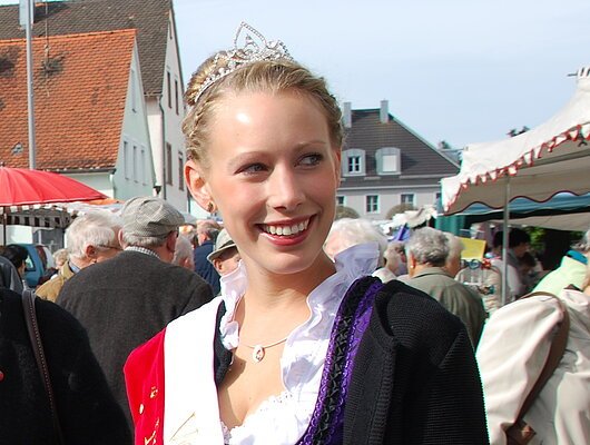 Volksfestkönigin 2010 Christina Schröder